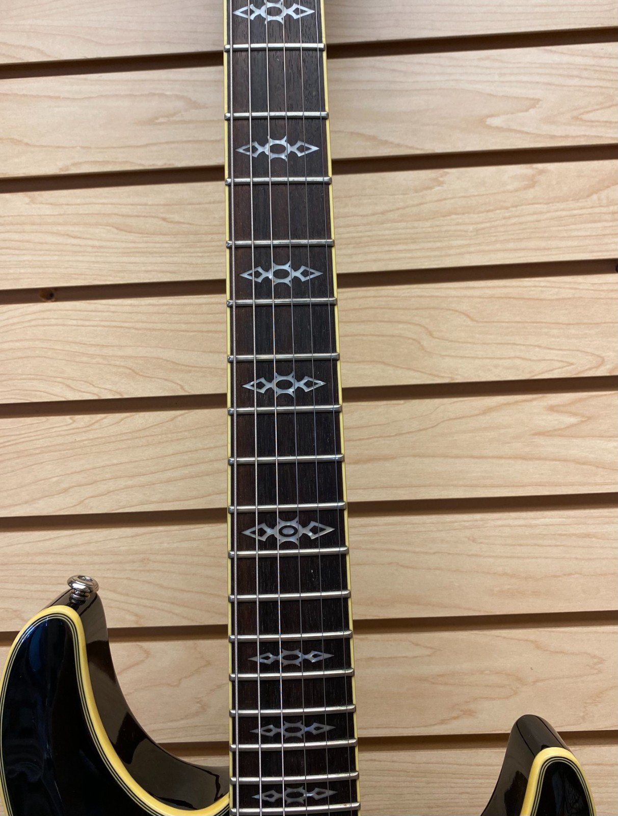 Schecter Hellraiser Diamond Series Special C-1 FR W/Soft Case