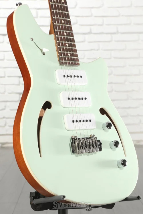 Reverend Kingbolt Air 390 Electric Guitar – Iconic Blue with Rosewood