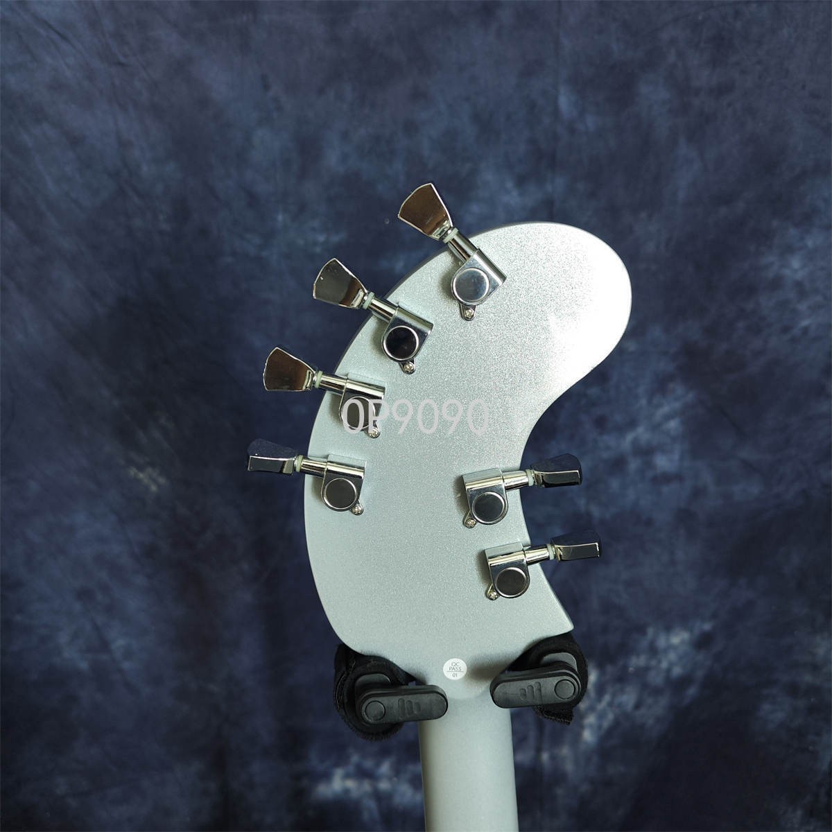 Metallic Silver Color Electric Guitar Solid Body 6String Maple Neck unique shape