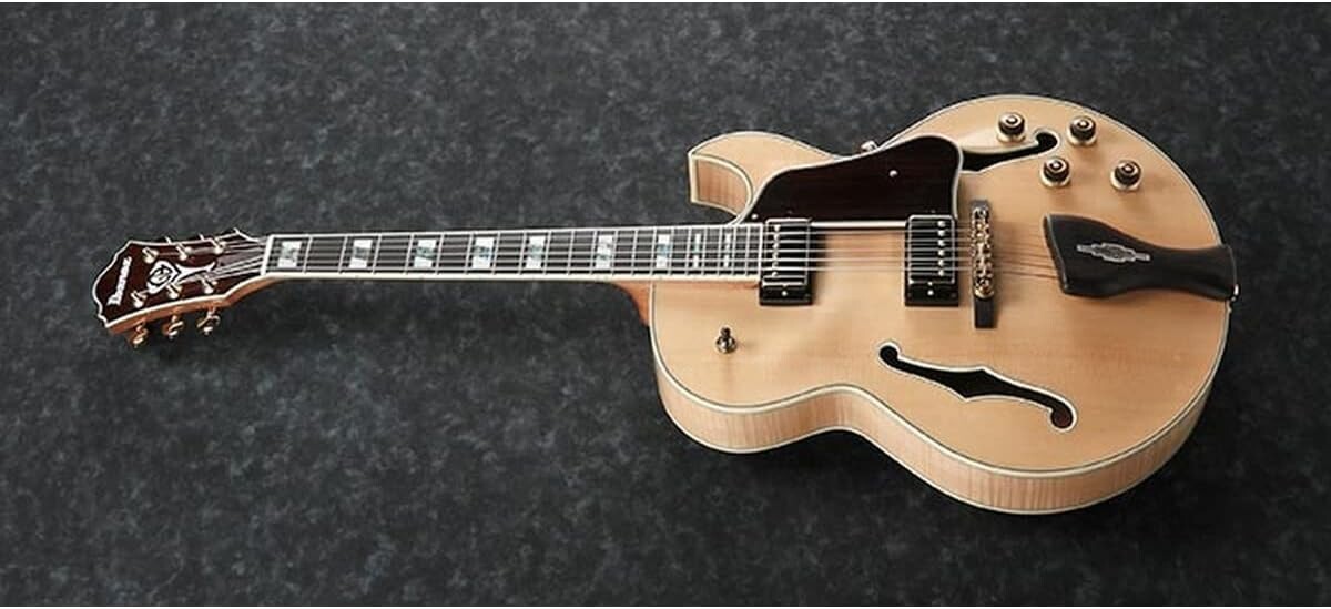 Ibanez LGB30-NT Natural George Benson Signature Model with Hard Case