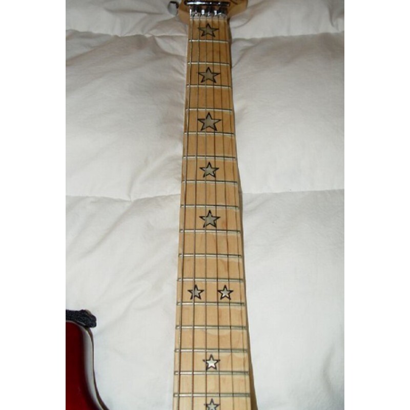 Electric guitar White color Star inlay maple fingerboard Rock tremolo