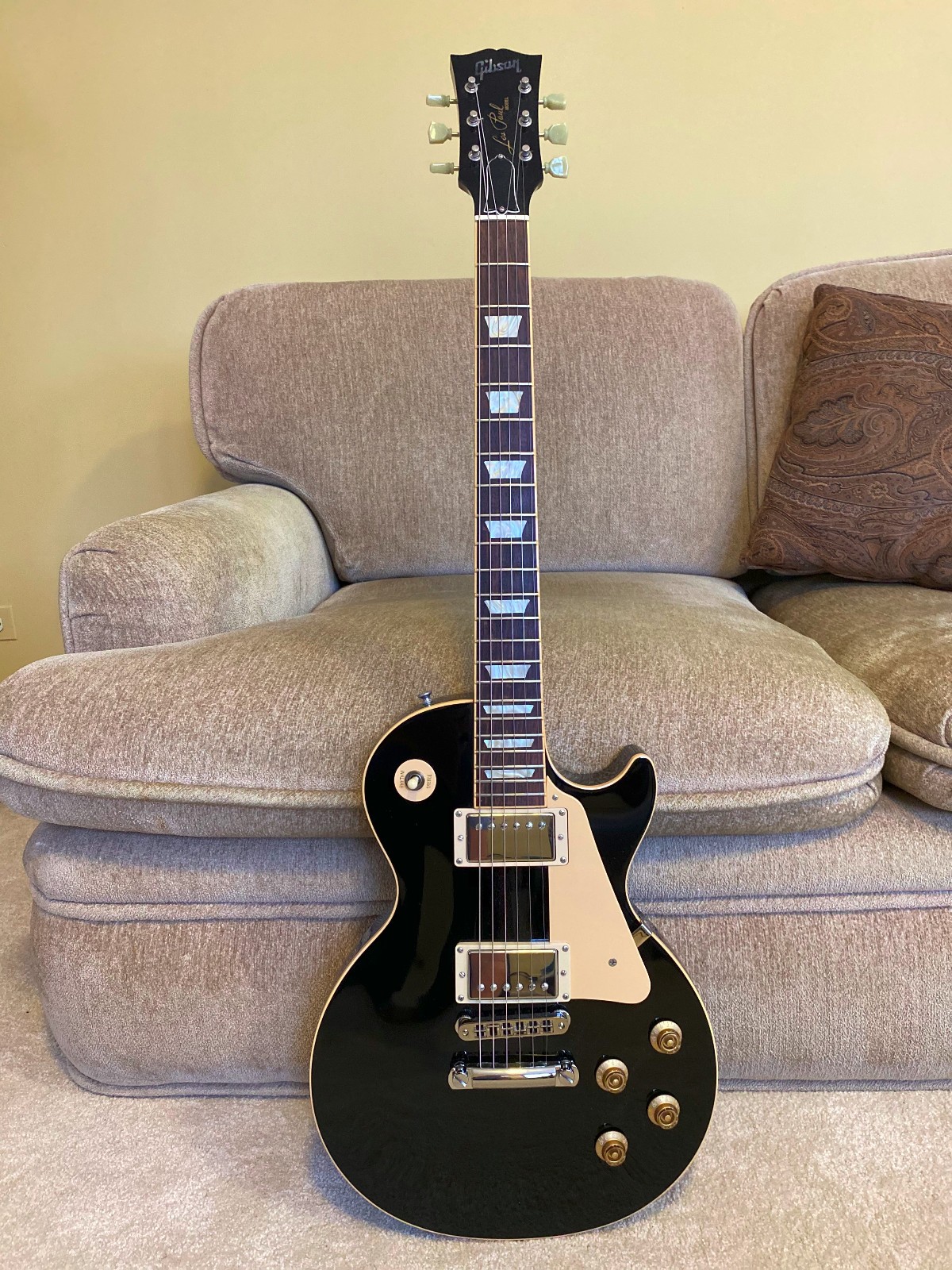 2006 Gibson Les Paul Standard Black w/case – Closet Classic!