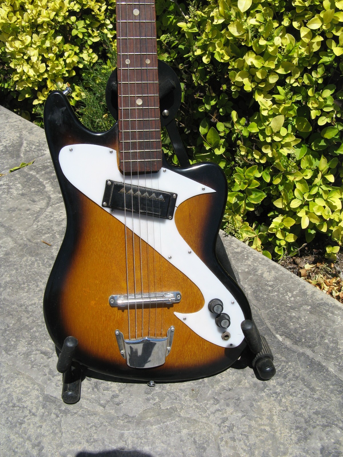 Rare Teisco Swish Zenon ES60 Vintage Electric Guitar With Pyramid Pickup Zen-On