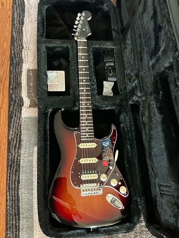 Fender American Ultra Luxe Elite Professional Stratocaster 2010’s – Sunburst