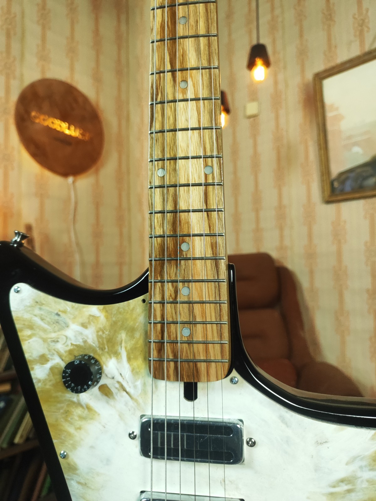 Krunk Ani Style Sunburst Guitar Modern USSR Remake Custom Options