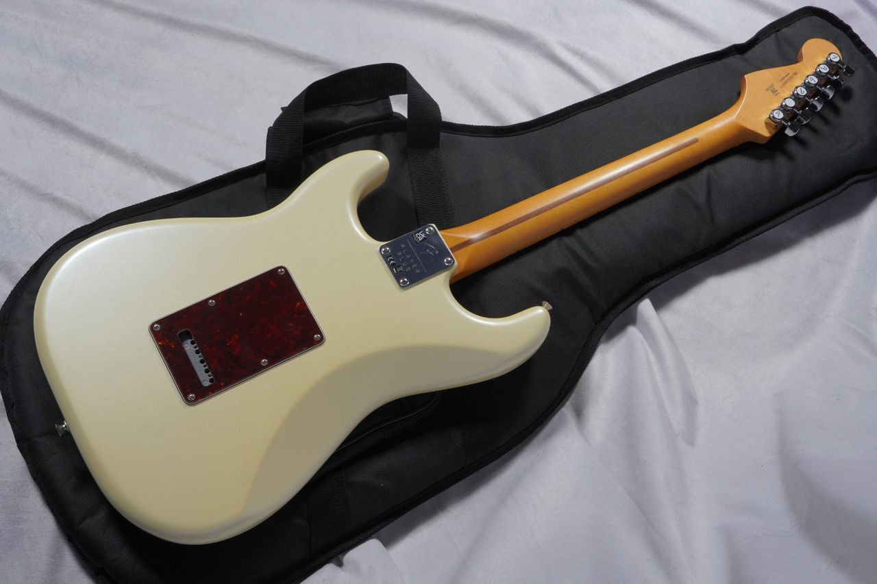 Fender Player Plus Stratocaster Olympic Pearl 3.64kg 285946