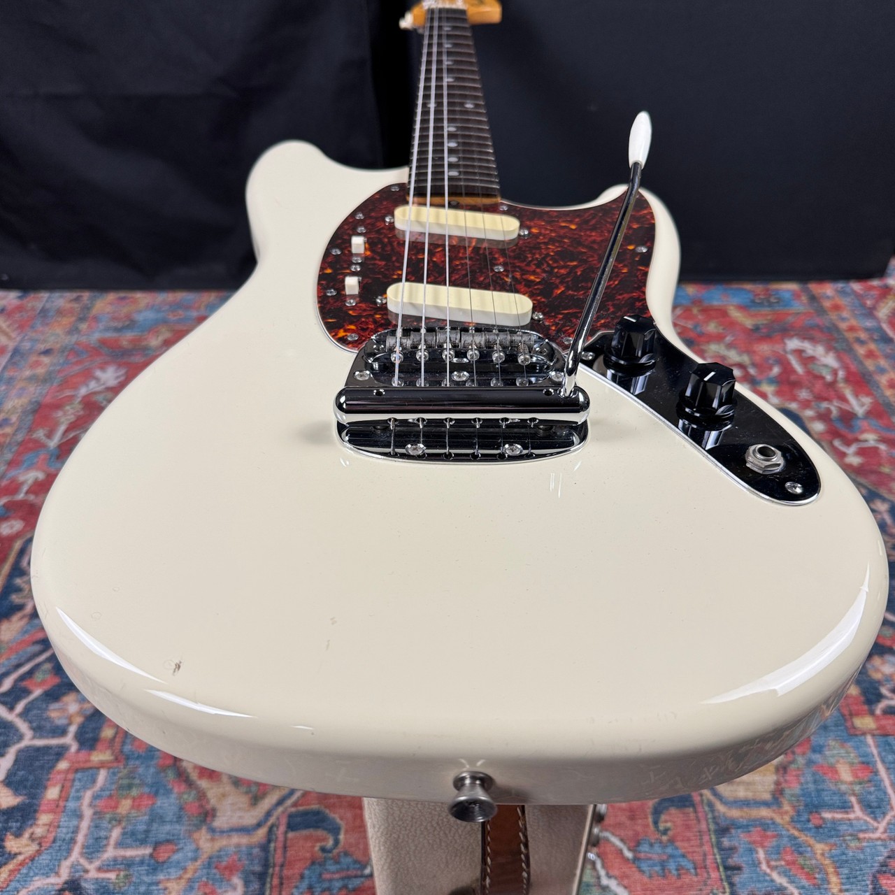 1966 Fender Mustang Reissue Model MG66 Vintage Collection CIJ – 2004