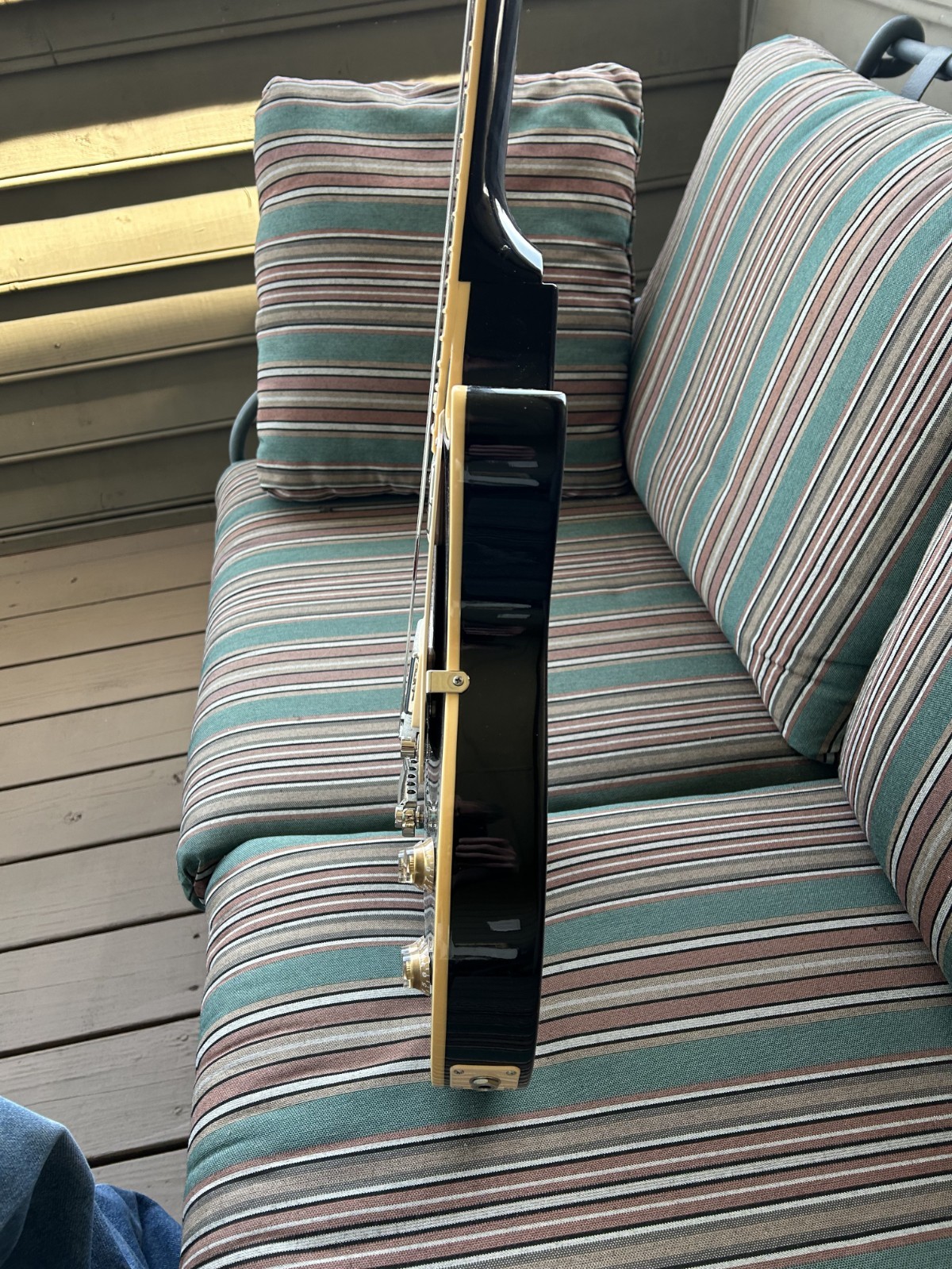 Gibson Les Paul Standard Right-Handed Electric Guitar – Black