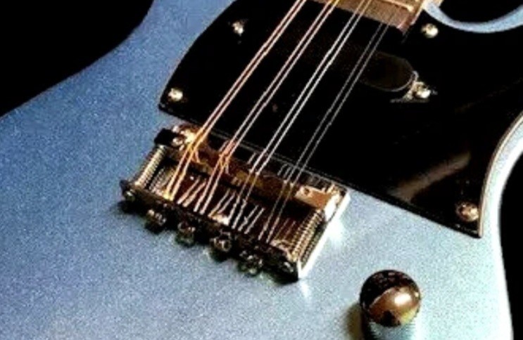 BRAND NEW PELHAM BLUE 8 STRING SOLID COZART ELECTRIC MANDOLIN