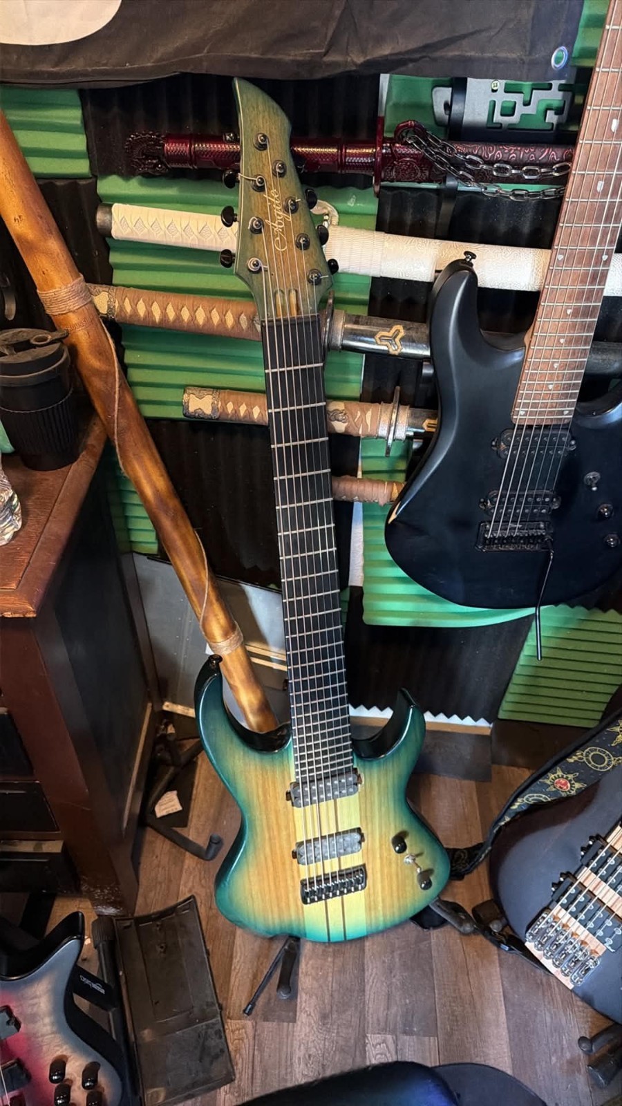 Agile 8 String