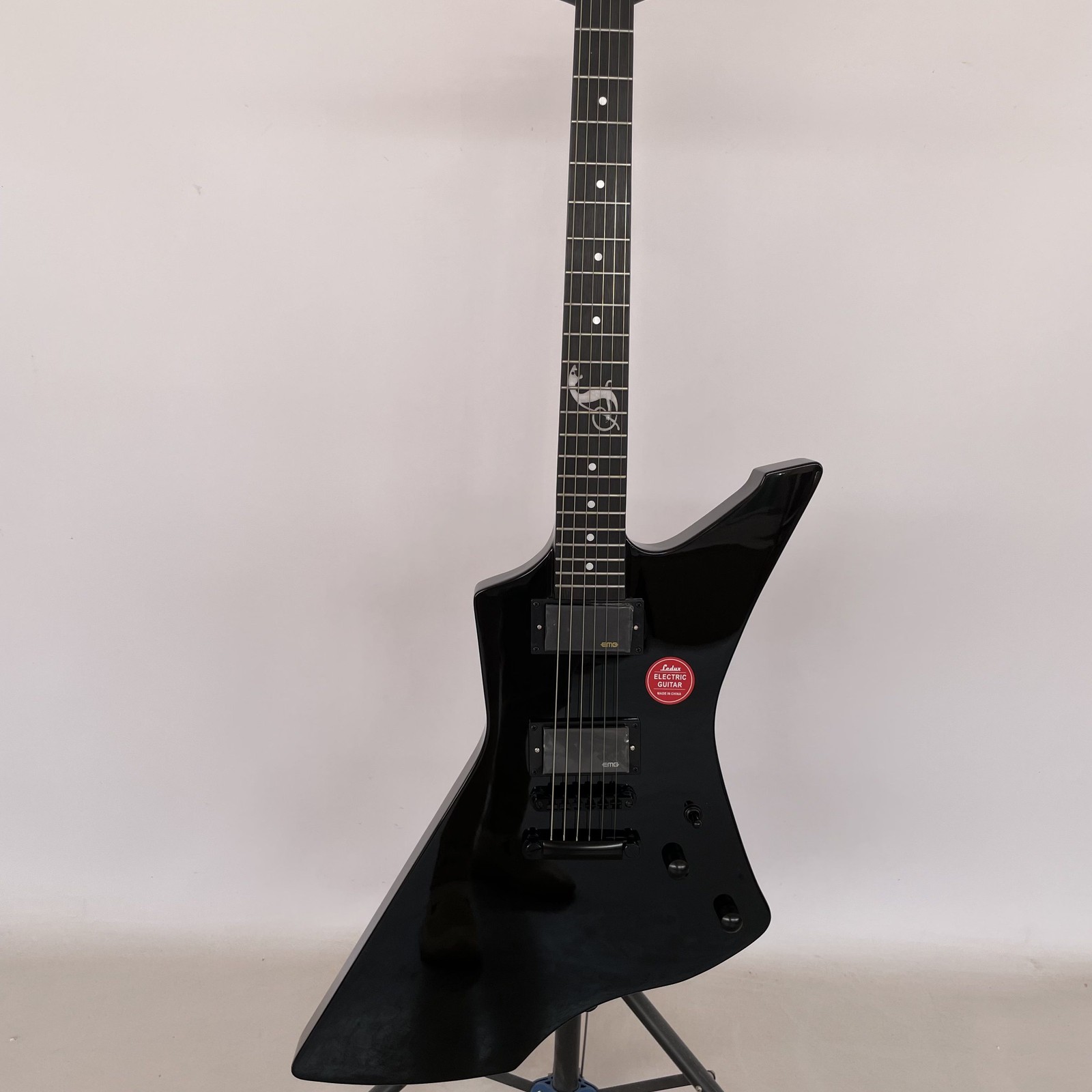 Snakebyte Electric Guitar Black Dual Humbucker Fixed Bridge Stainless Frets