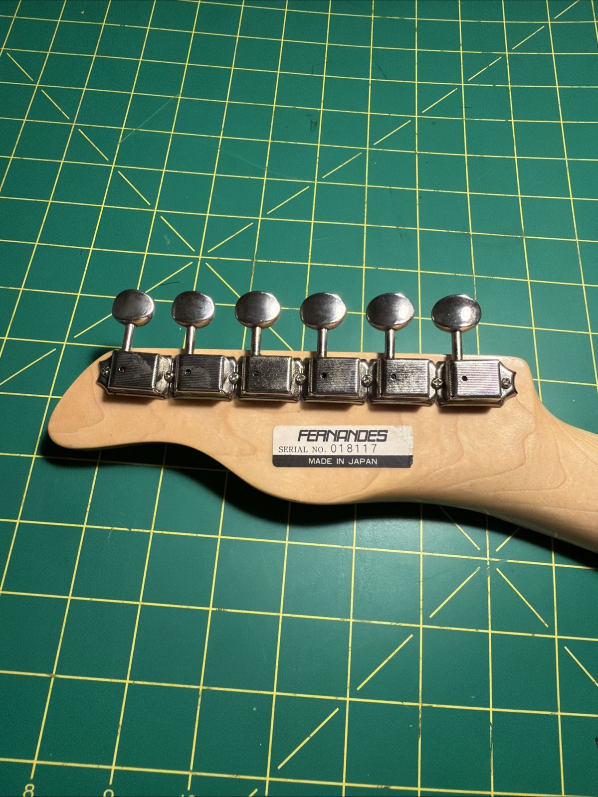 Fernandes TE-3 guitar neck Telecaster tuners rosewood 21 fret clean