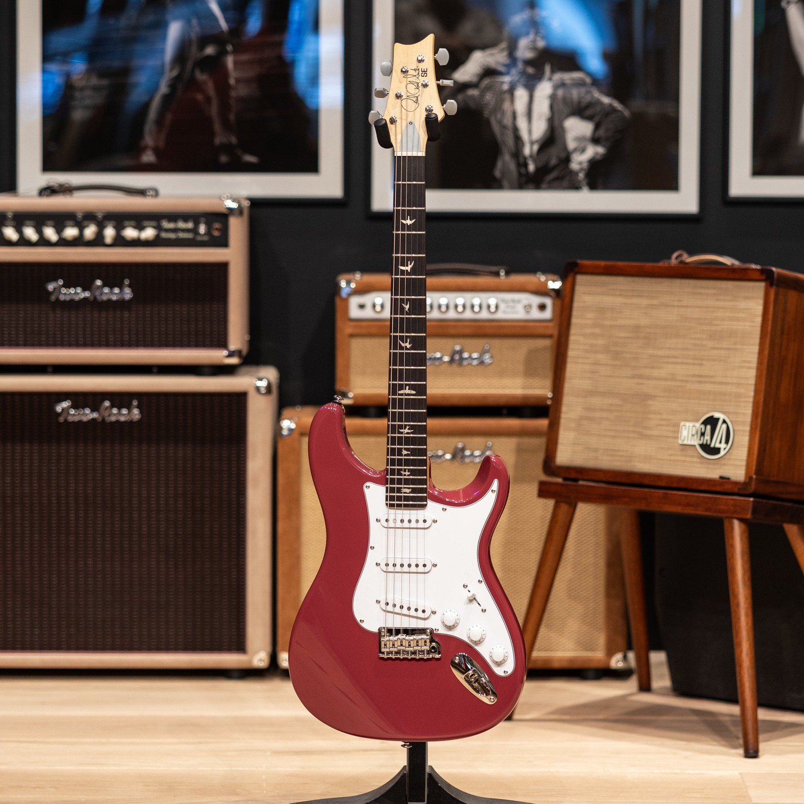 PRS SE Silver Sky RW – Derby Red