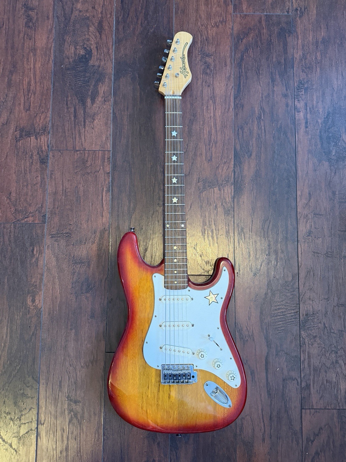 Hondo Vintage Stratocaster Style Electric Guitar