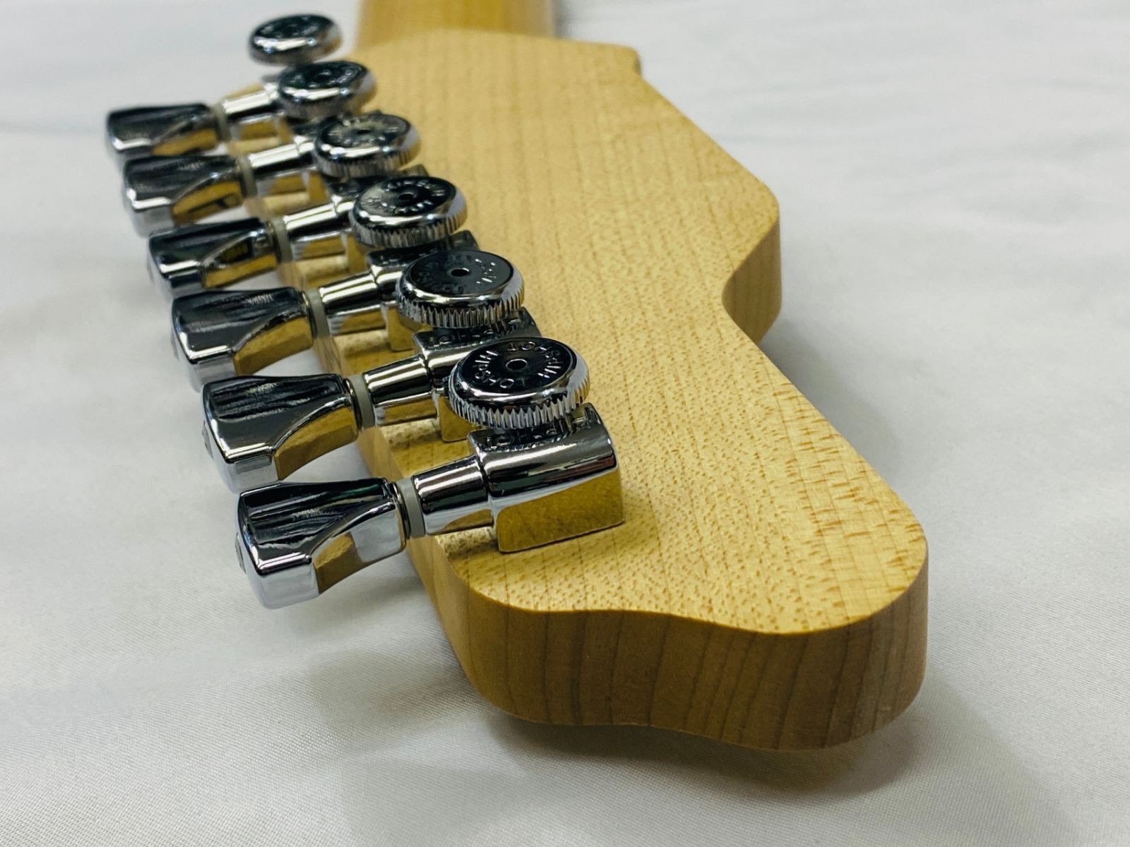 JAMES TYLER GUITARS STUDIO ELITE HD BLACK AND BLUE SHMEAR SWAMP ASH Neck