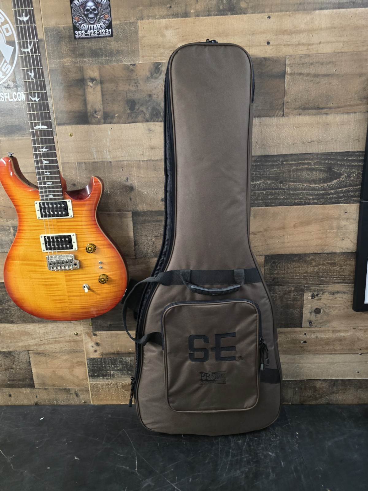 PRS SE Custom 24 With Gig Bag Vintage Sunburst