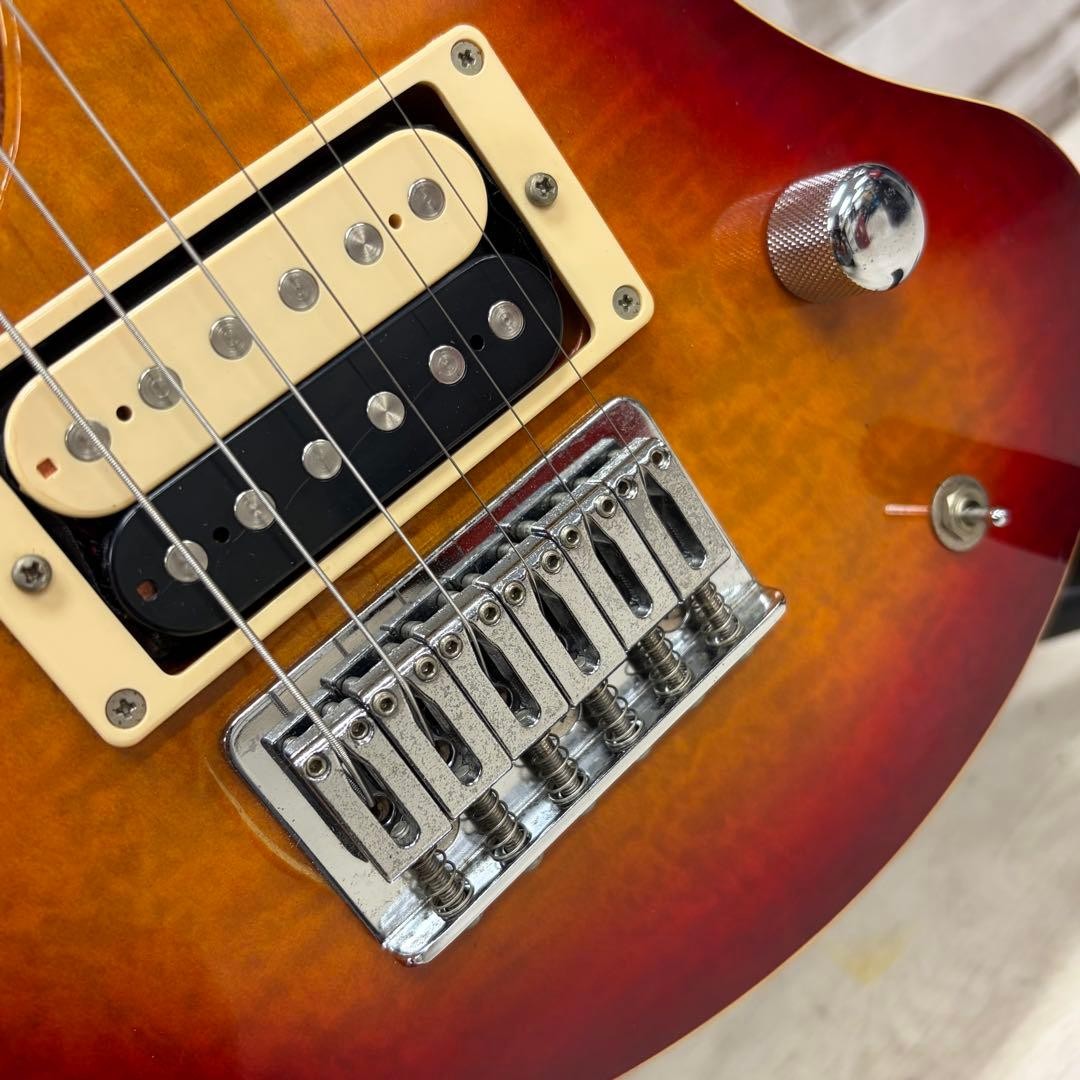 Fernandes ZO-3 Mini Guitar with Built-in Amplifier, Cherry Sunburst