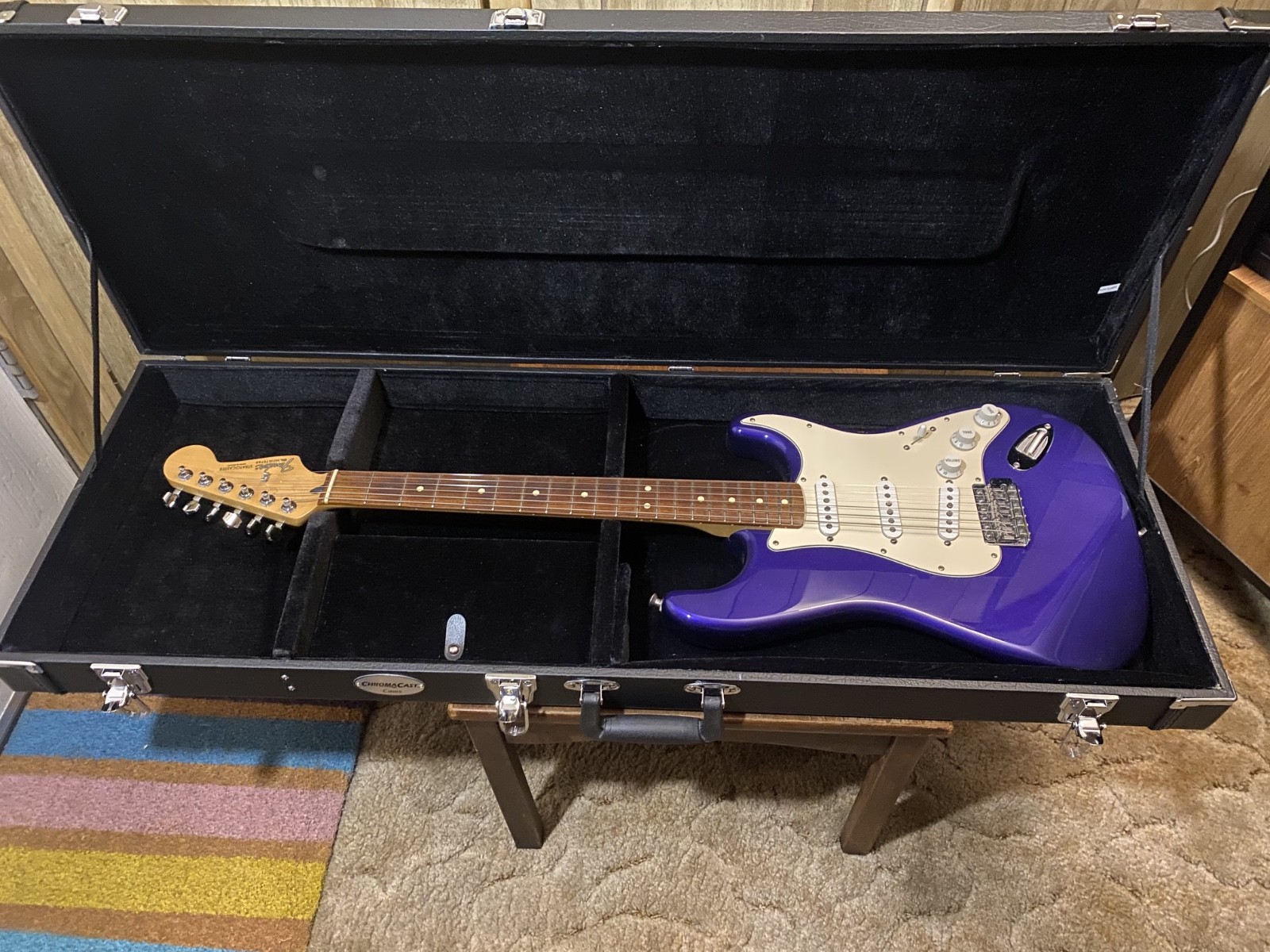 2001 Midnight Blue Fender Stratocaster w/ Hard Case and Strap + Stand