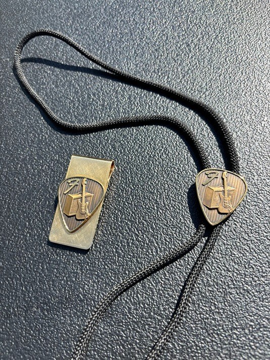 UNIQUE! – Fender Vintage Money Clip and Bolo Tie – Rare Promo Premium