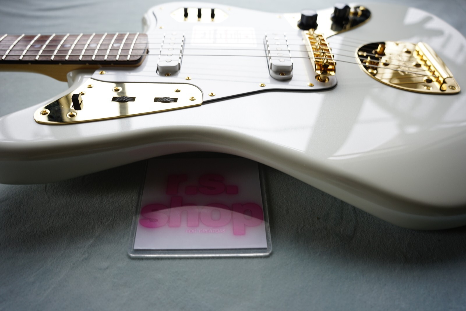 Fender Made in Japan Traditional 2025 Collection 60s Jaguar White Pearl New