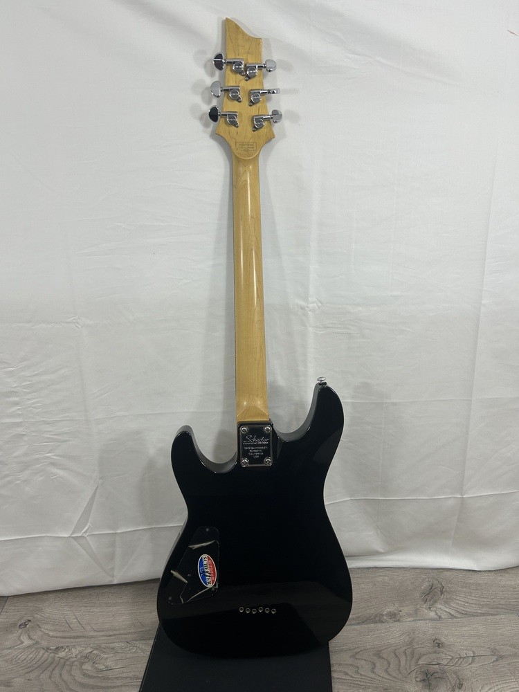 Schecter Diamond Series Omen-6 Electric Guitar W gig bag