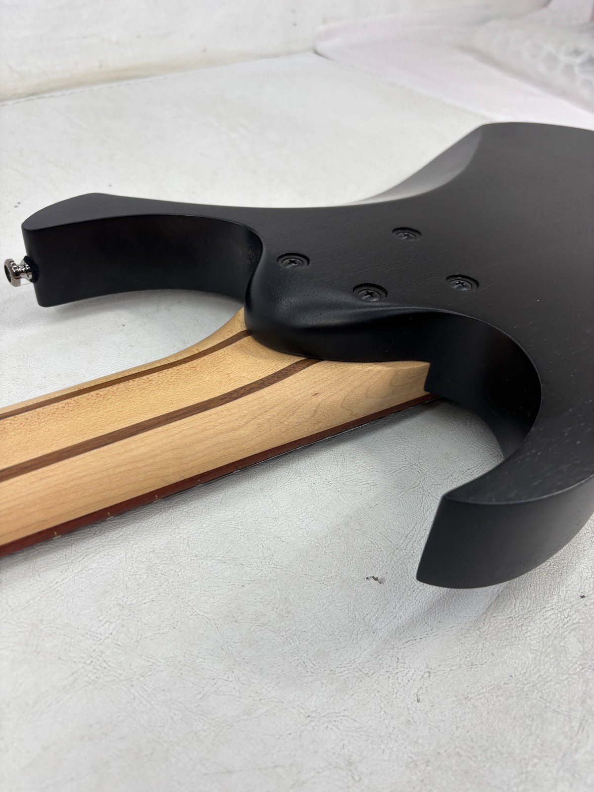 Ibanez RG Iron Label RGIM8MH Multi-Scale – Weathered Black