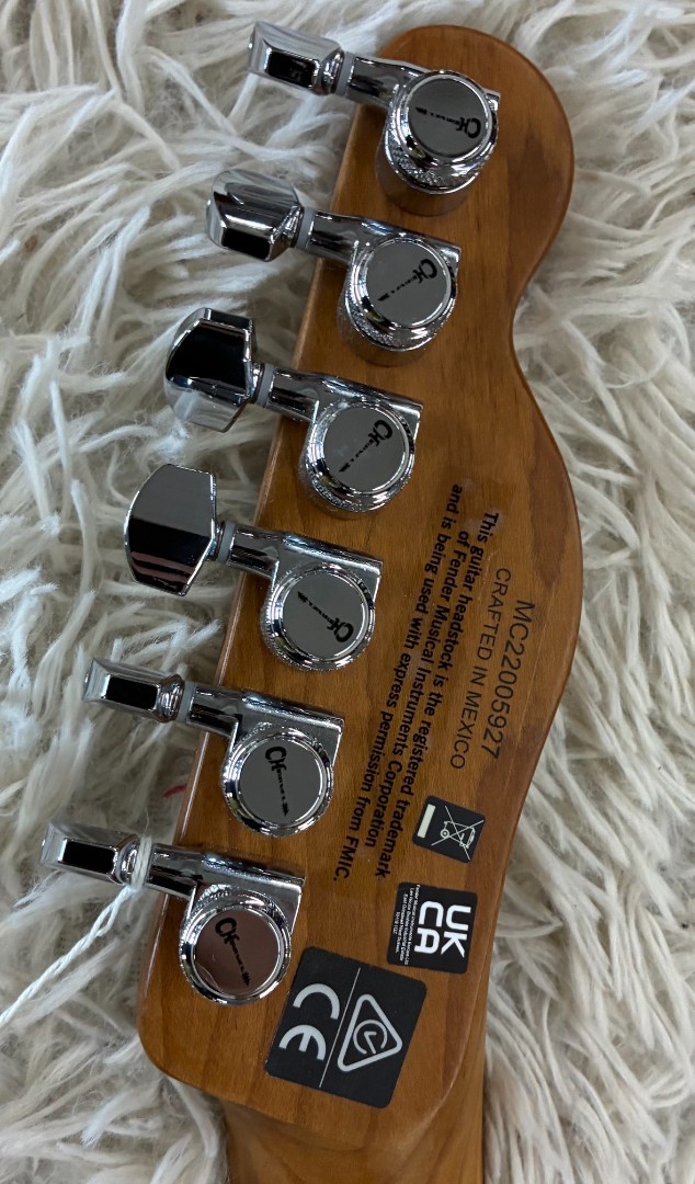 Charvel Pro-Mod So-Cal 2 24 HH HT CM, Caramelized Neck, Robin’s Egg Blue 7.10LBS