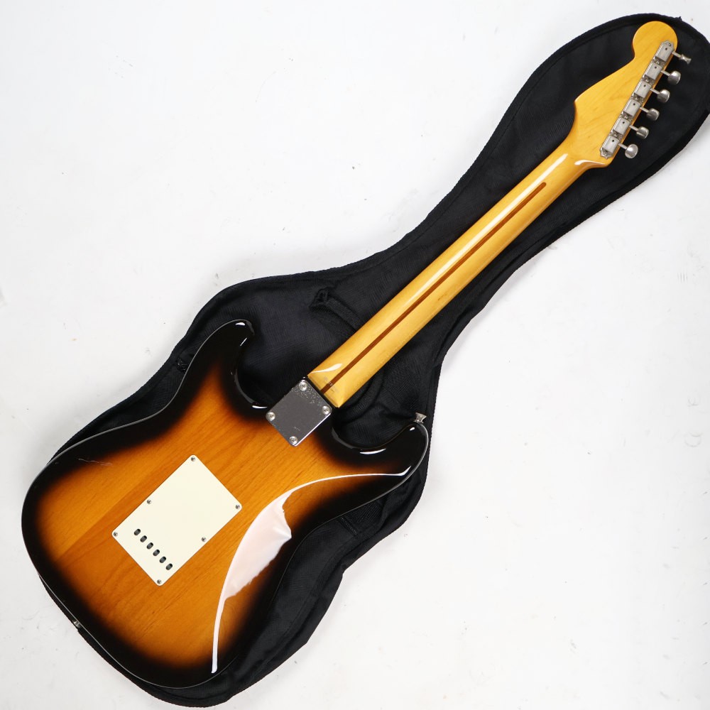 Fender Japan ST57-66US T (Tabacco Sunburst) Used 2006 Basswood body w/Soft case