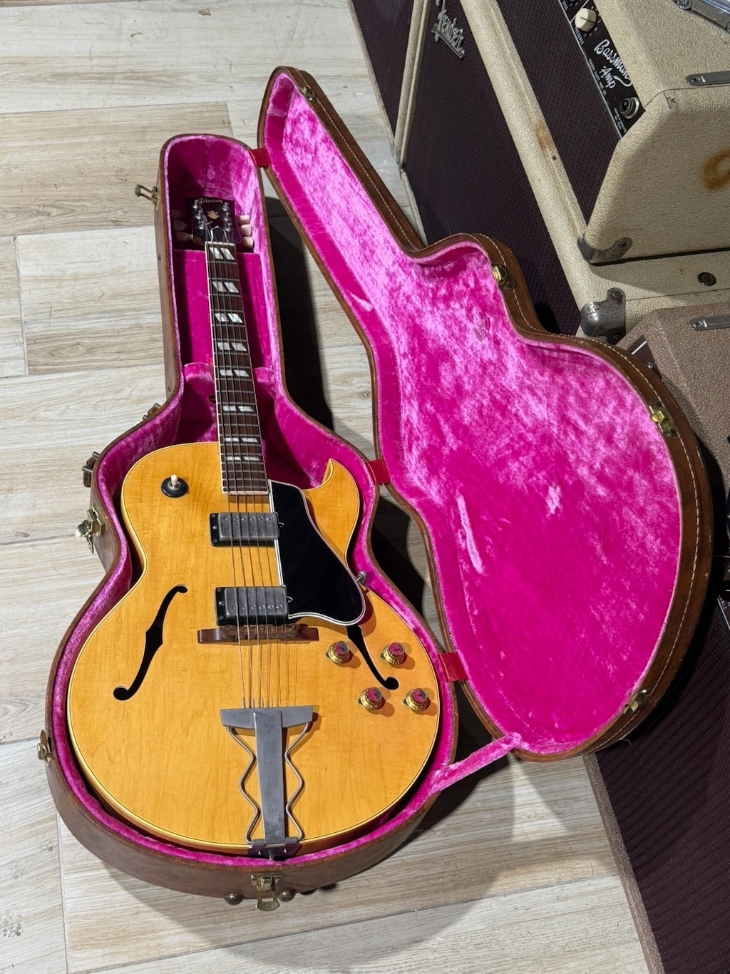 1961 Gibson ES-175DN ultra rare & clean Blonde w/2 PAF pickups w/wide flat neck.
