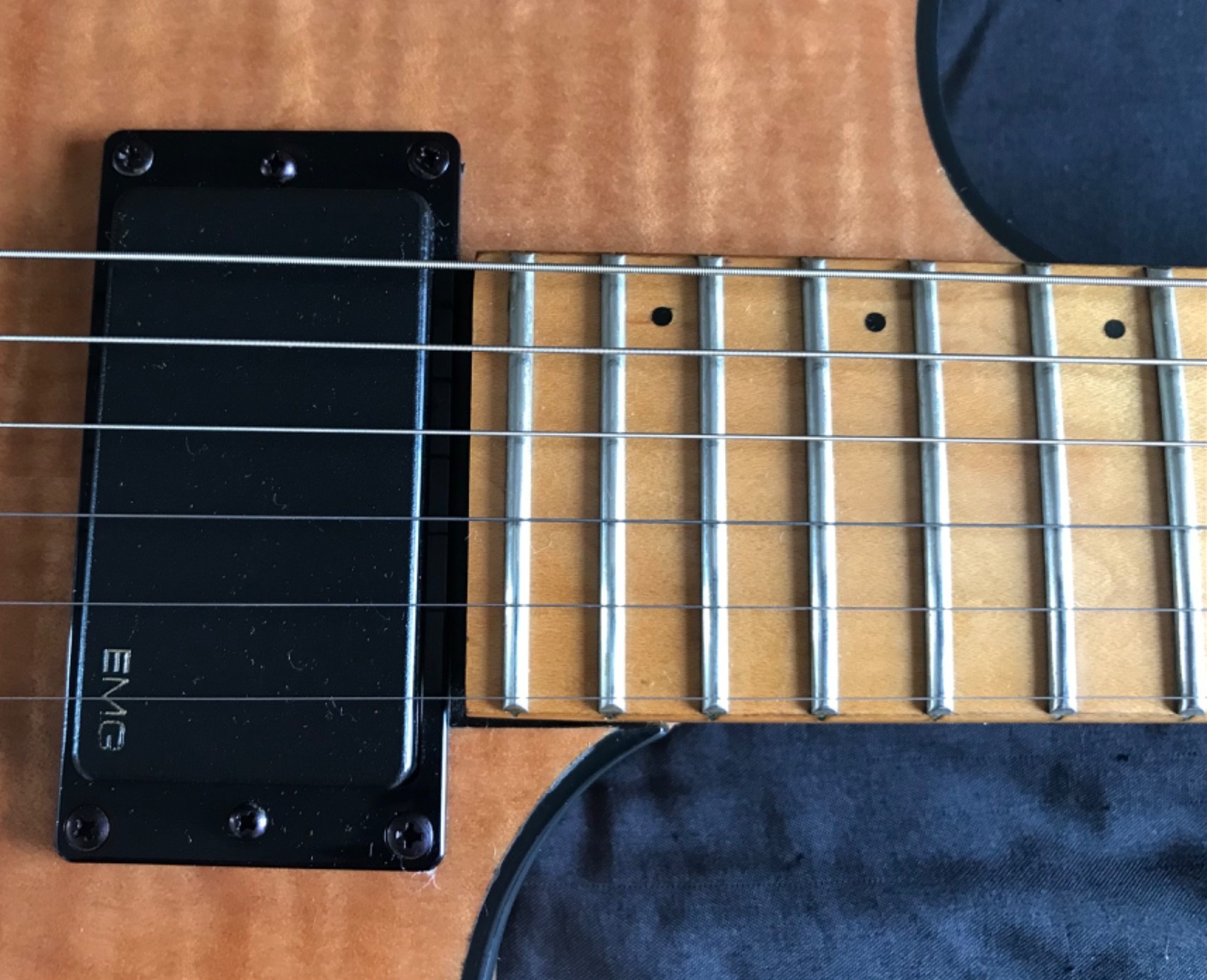 High-Performance Godin Redline III 2010 – Rarely Seen – Gorgeous Natural Maple F