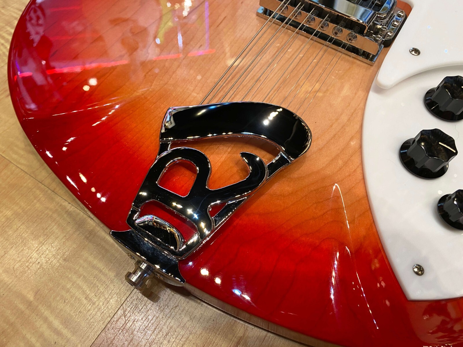 Rickenbacker 330/12 12-String Electric Guitar FireGlo Sunburst