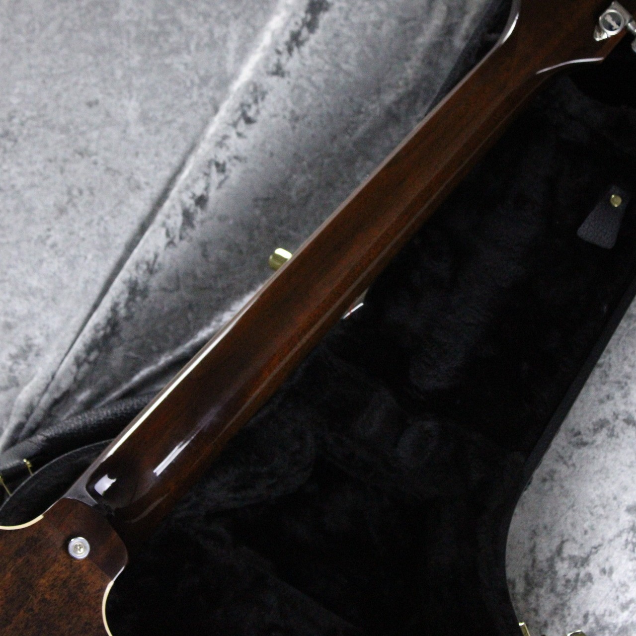 Heritage H-535 Pelham Blue 3.56kg 2024 Limited Color Lollar PU equipped