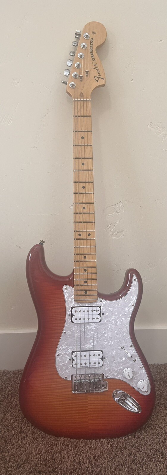 STUNNER!!! FENDER AMERICAN STRATOCASTER SPECIAL HSS – FREE SHIPPING!!!