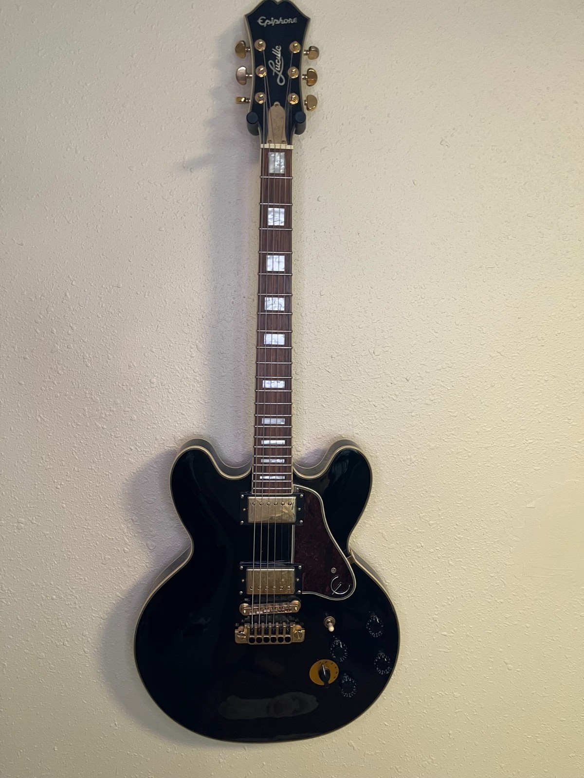 Epiphone BB King Lucille 1996 – 2009 – Ebony W/ Hard Case