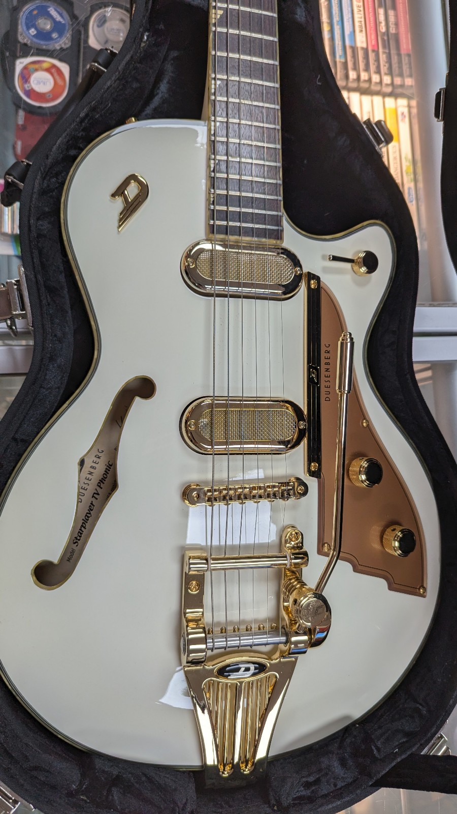 Mint condition Duesenberg Starplayer TV Phonic W/ Orig. Case & All Paperwork