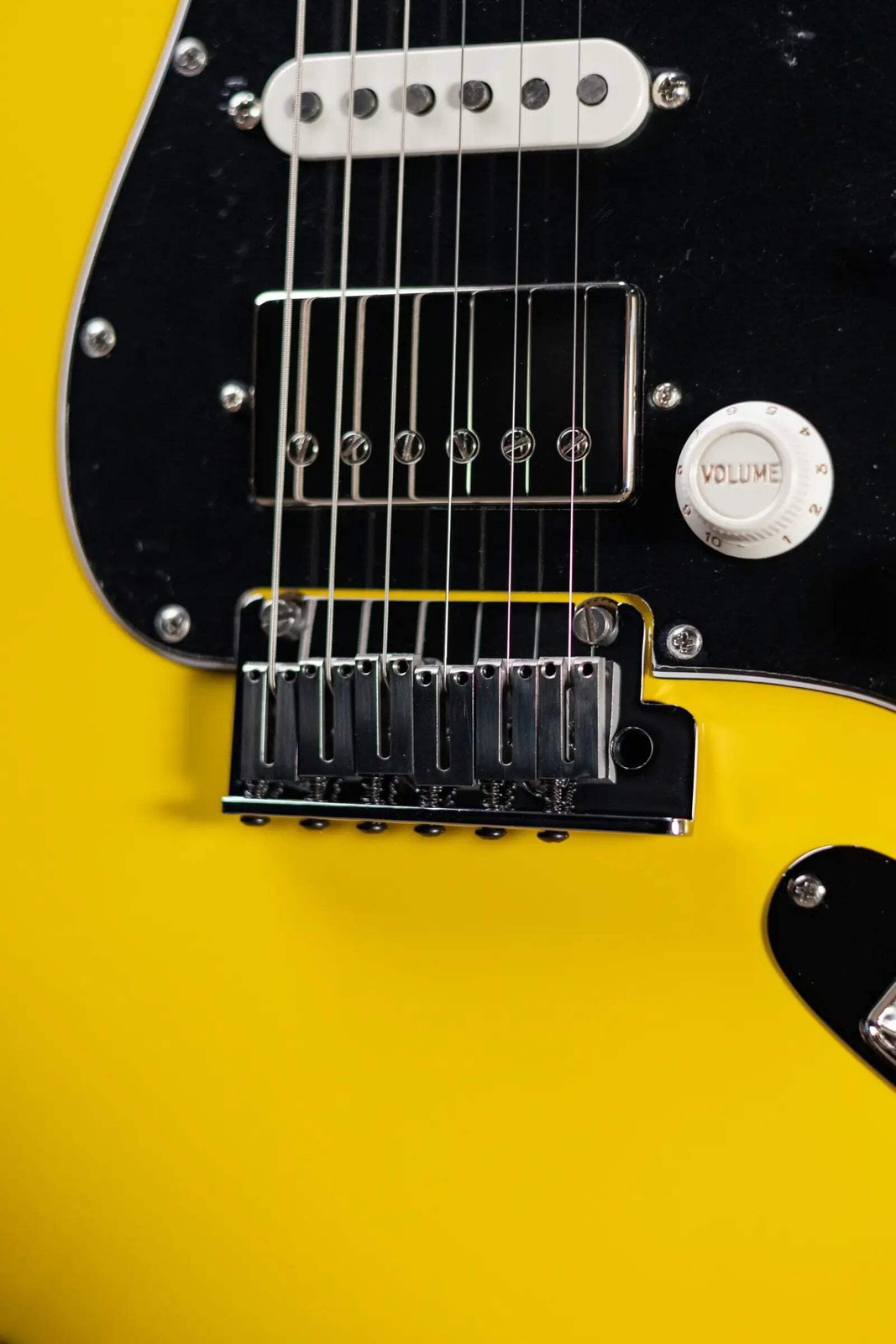 Fender Limited Edition American Ultra II HSS Stratocaster Electric Guitar – Graf