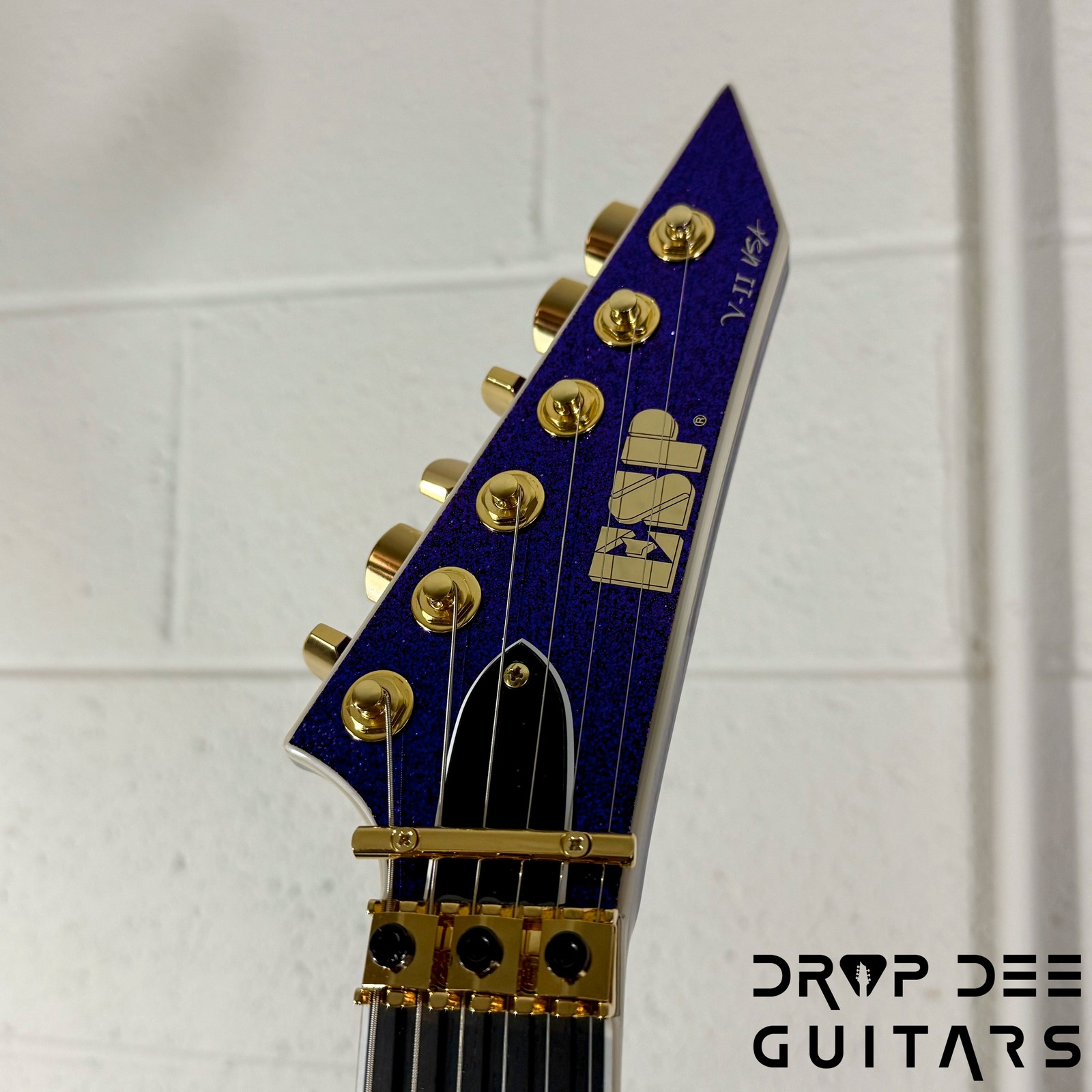 ESP USA V-II FR Electric Guitar w/ Case – Purple Sparkle