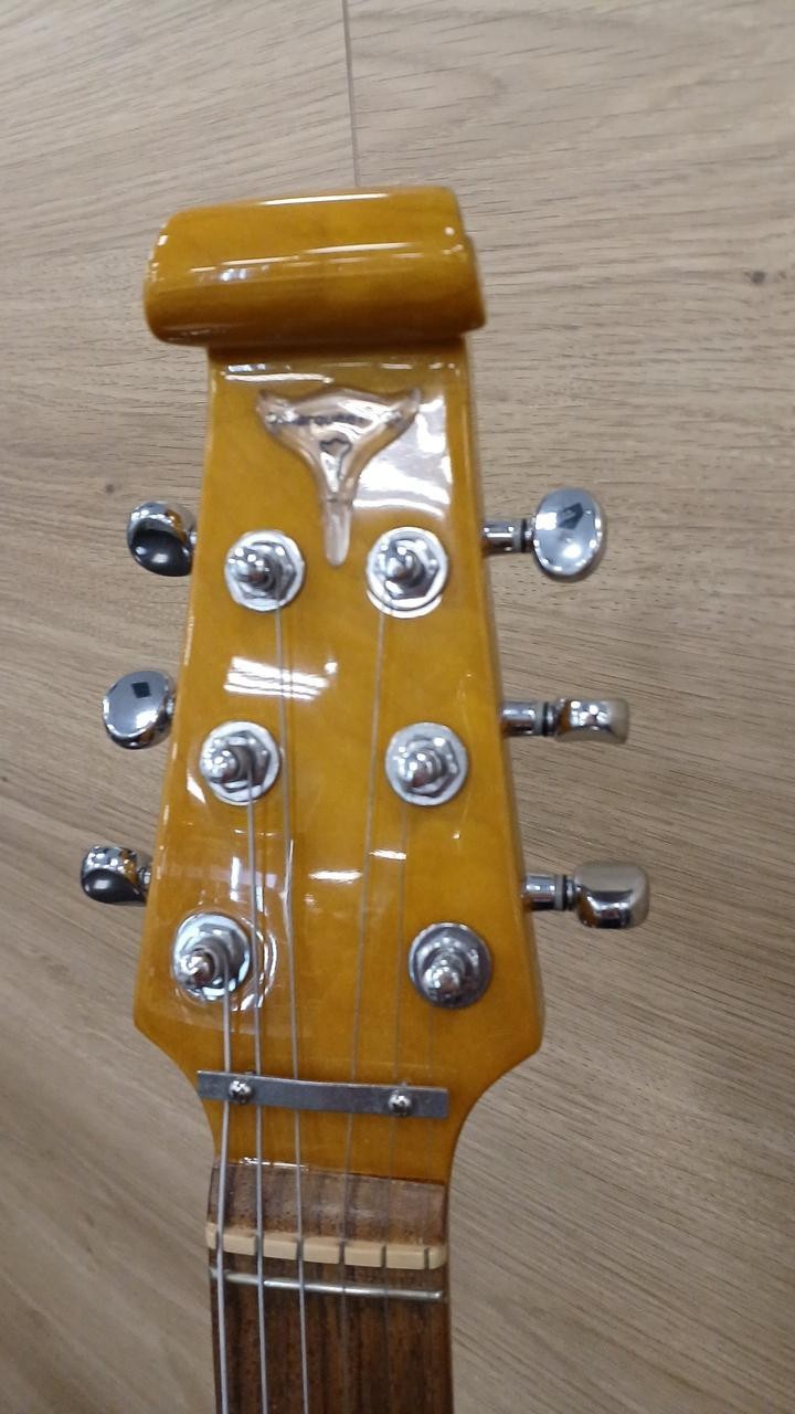 [BURNS] MARQUEE PRO Used Alder body Maple neck Rosewood fingerboard Hard case