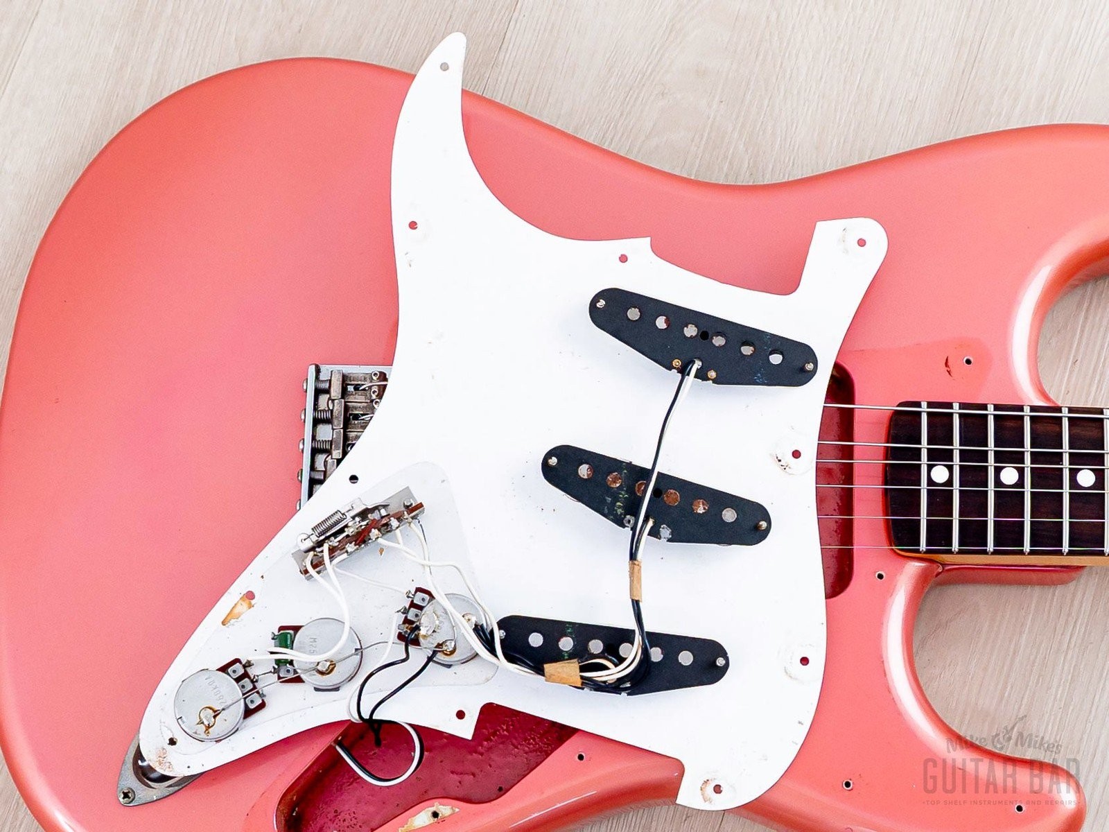 1983 Fender JV Stratocaster ’62 Vintage Reissue ST62-65 w/ Case, Japan MIJ