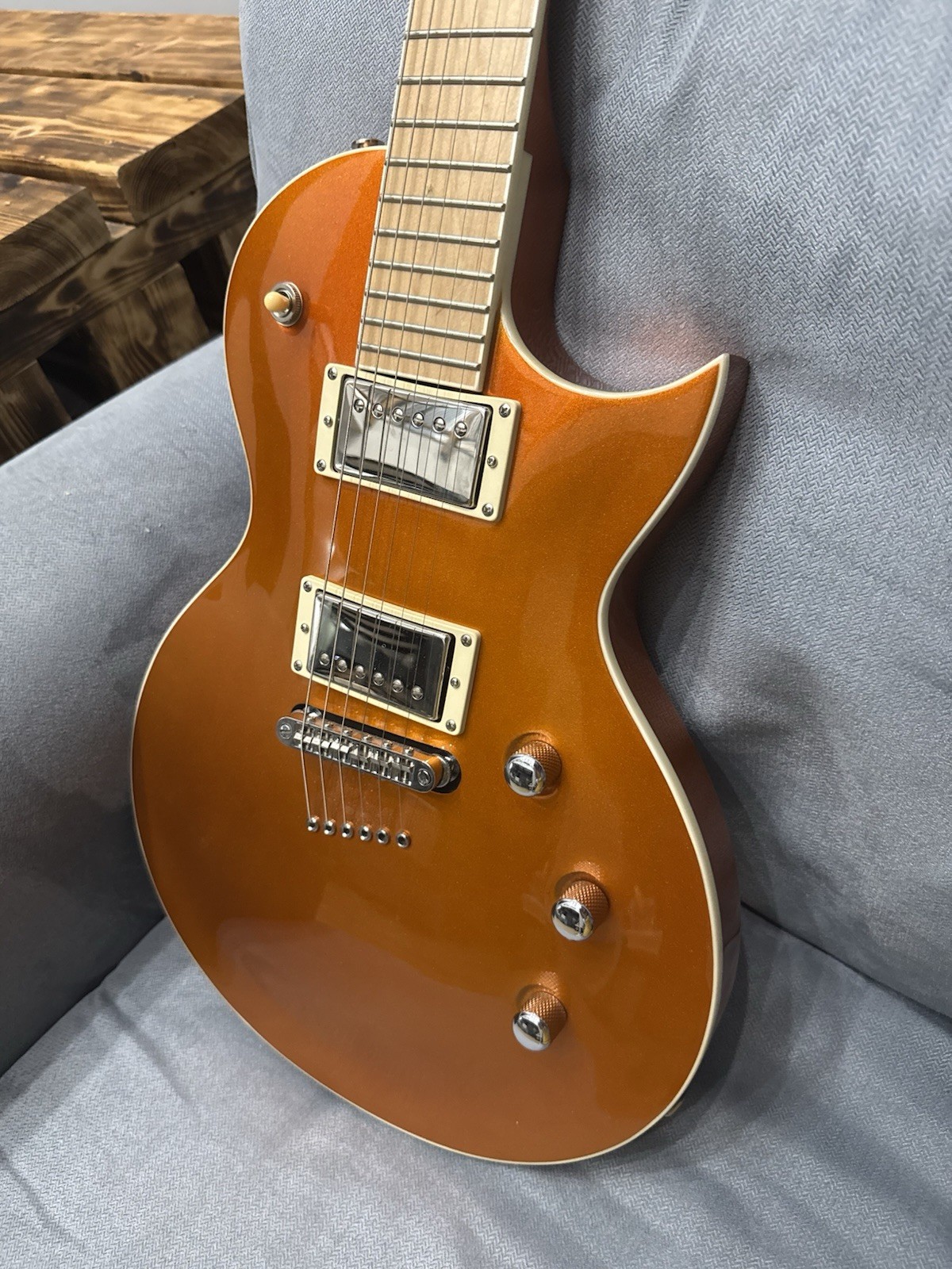 Kramer Assault 220 Plus Guitar