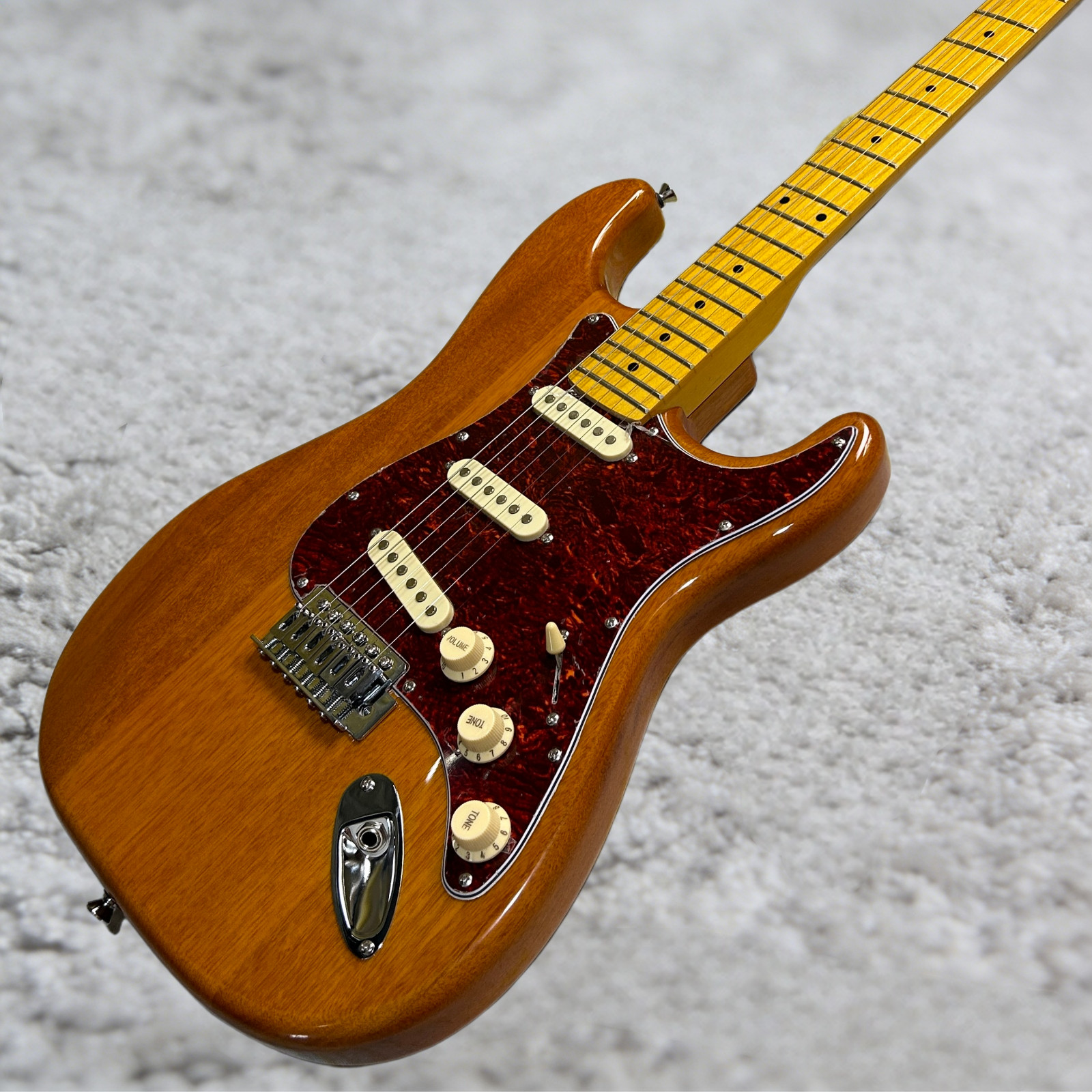 ST Electric Guitar Transparent Yellow Color Red Tortoise Shell Pickguard