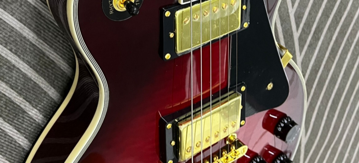 Classic Wine Red lp electric guitar Exquisite Flame Maple Veneer H-H pickup