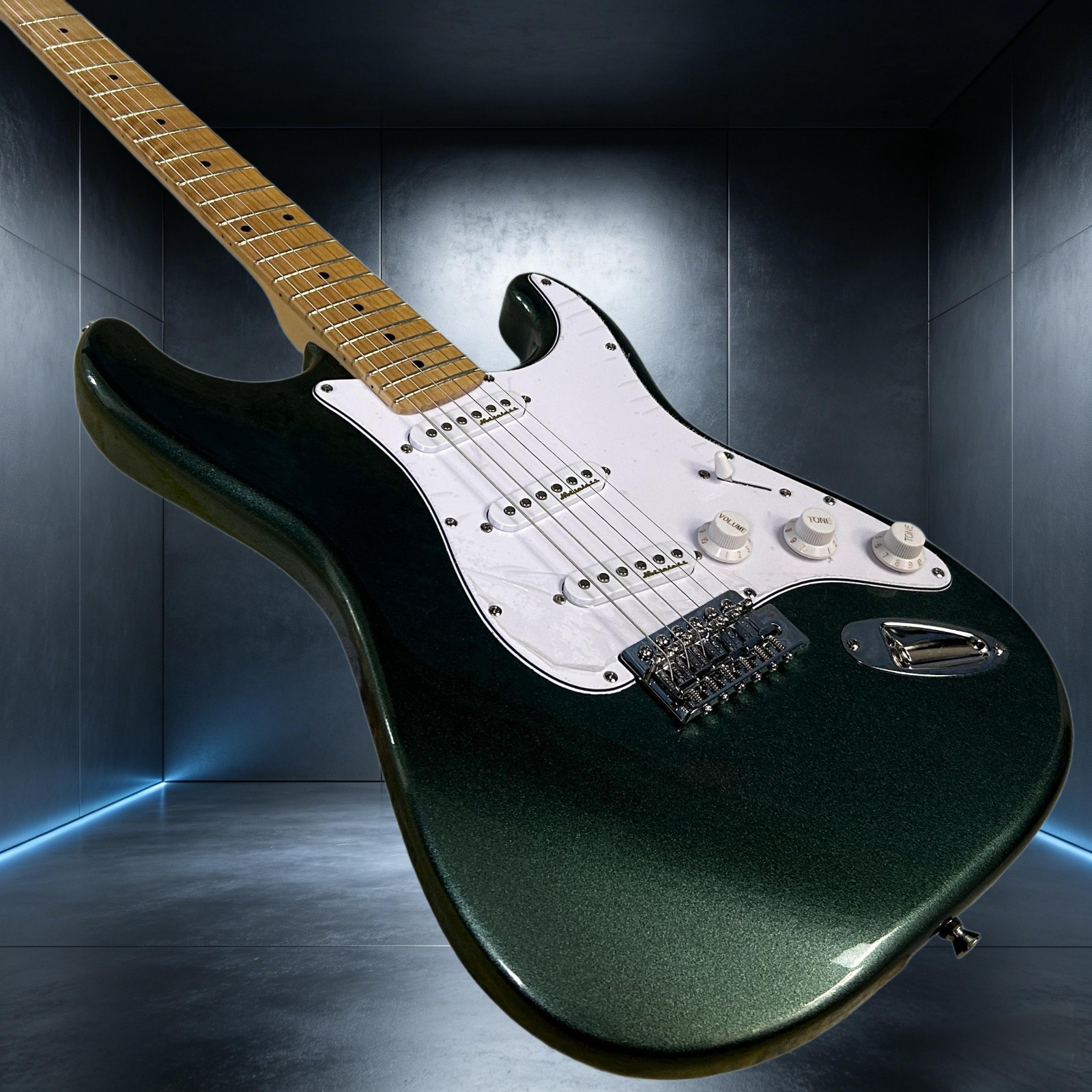 ST Electric Guitar Metallic Green Color Mahogany Body Maple Fretboard 22 Frets
