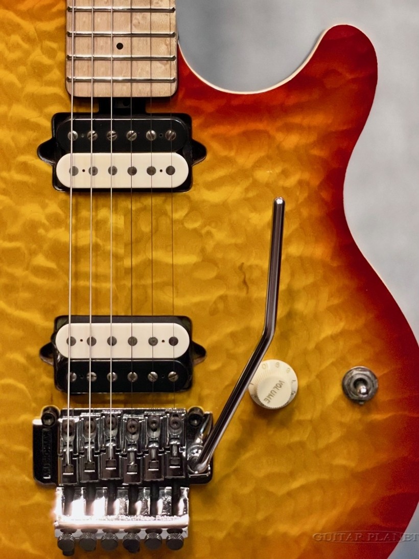 MUSIC MAN AXIS Honey Burst Matching Headstock 2016 3.35kg Electric Guitar