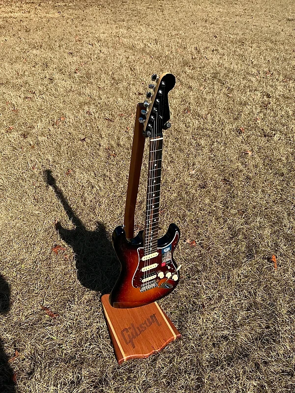 Fender American Ultra Luxe Elite Professional Stratocaster 2010’s – Sunburst