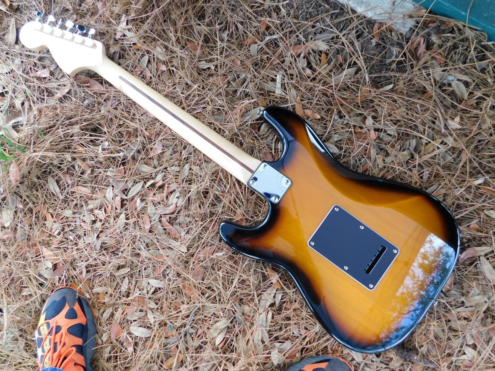 Squier “Custom Shack ” Strat, Alnico 5 Pickups, Custom Wiring,Capacitor Upgrade
