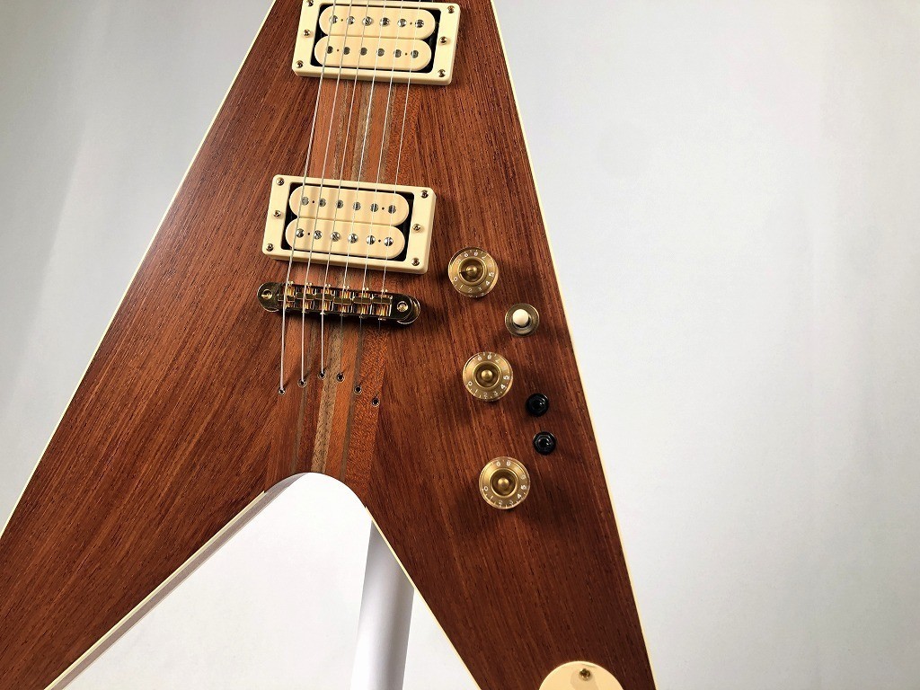 Combat AK 1400 Custom Natural Gold Hardware Made in Japan FV Type Solid E.Guitar