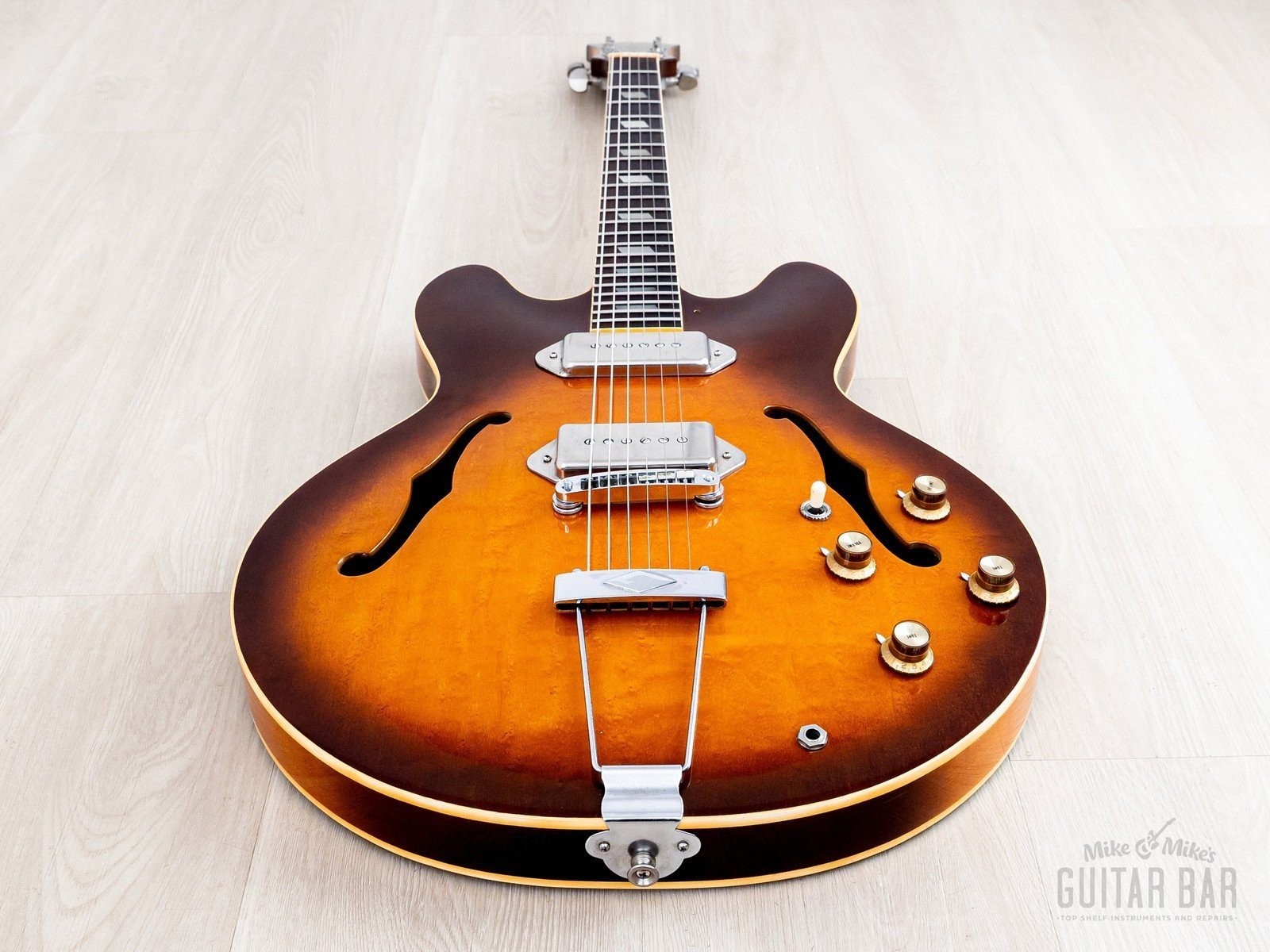 1980 Epiphone Casino Vintage Guitar Sunburst Near-Mint w/ Case, Matsumoku