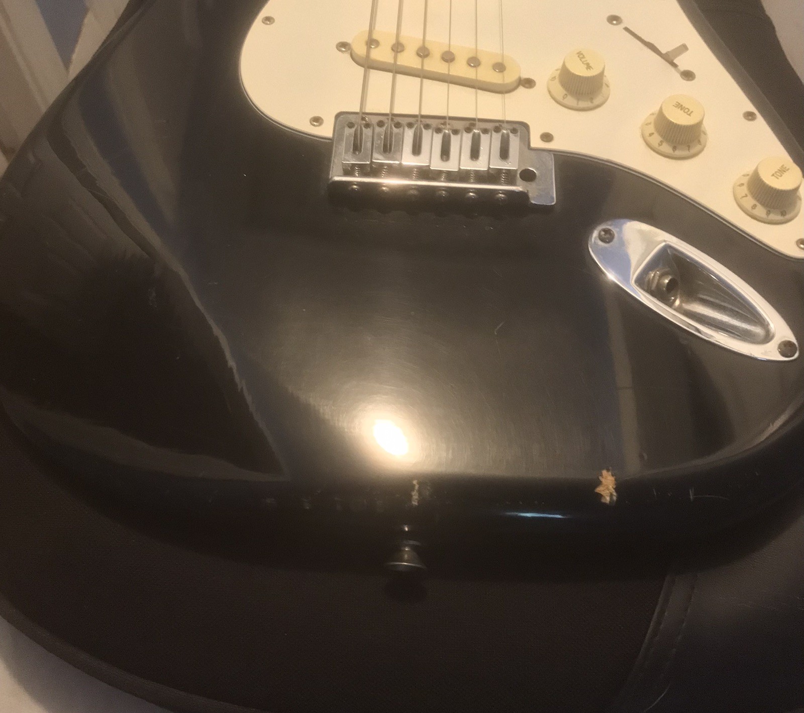 Vintage Vantage Strat Style Black Electric Guitar ( WORKS )