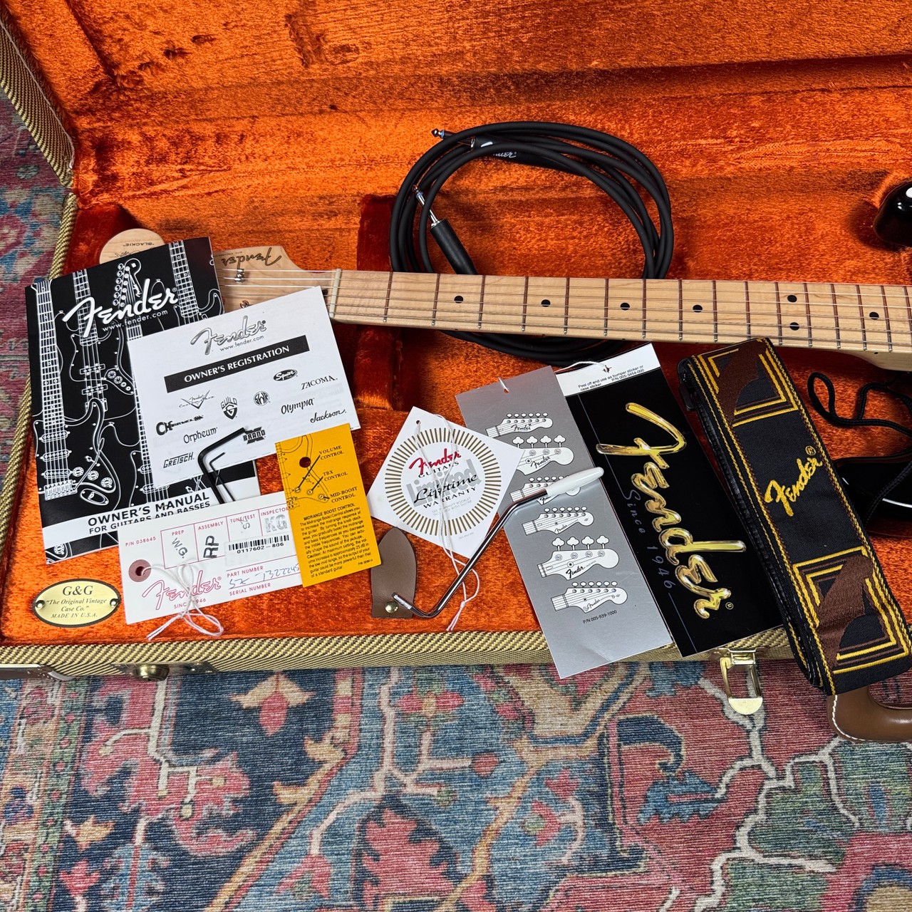 Fender Artist Series Eric Clapton “Blackie” Signature Stratocaster w/TBX and Mid